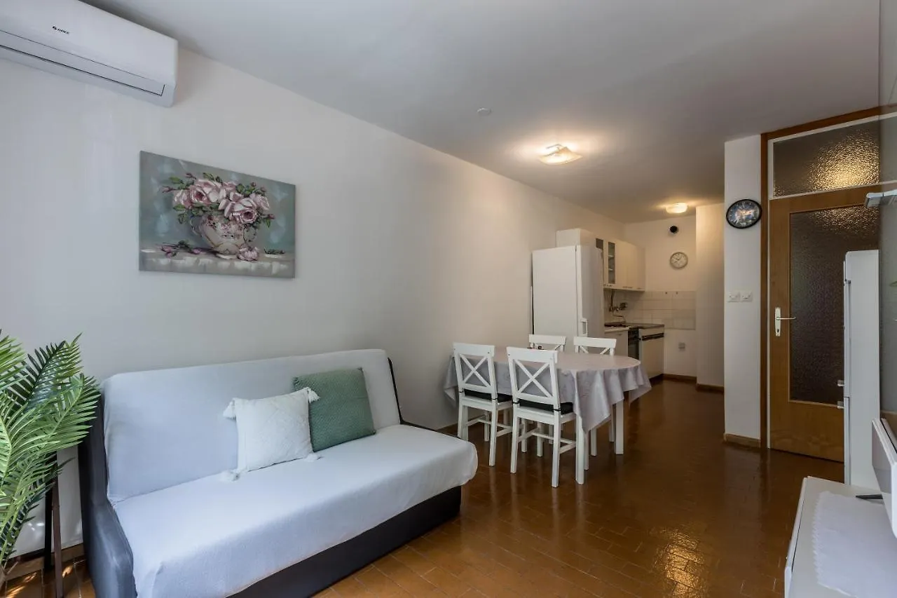 Apartment Gordana Spalato 0*,  Croazia