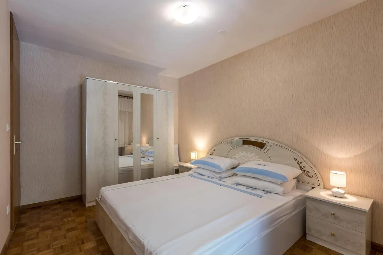 Apartment Gordana Spalato 0*,